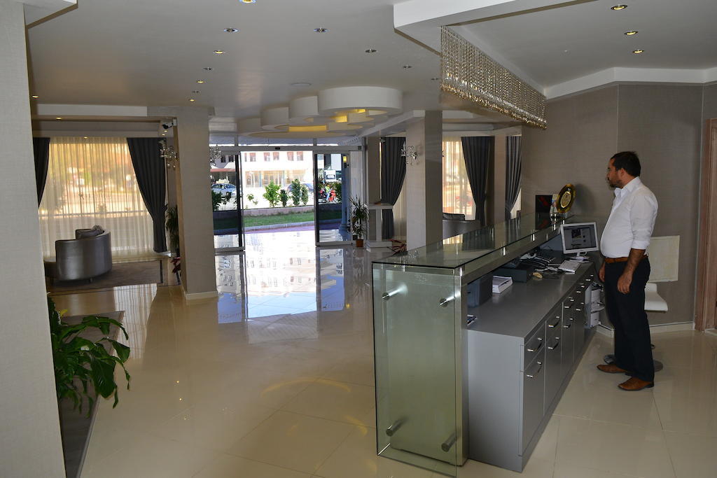 Winecity Hotel Demre Buitenkant foto