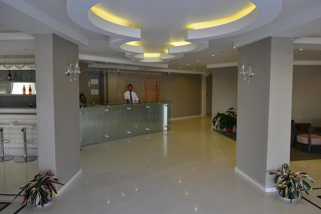 Winecity Hotel Demre Buitenkant foto