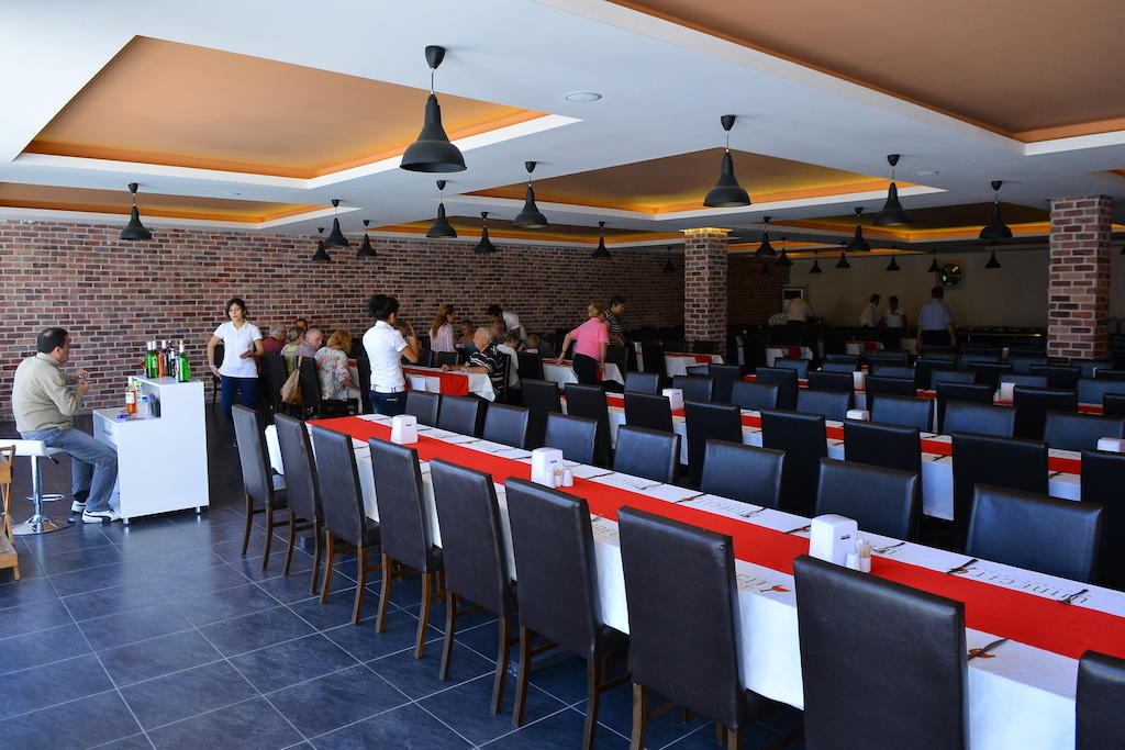 Winecity Hotel Demre Buitenkant foto