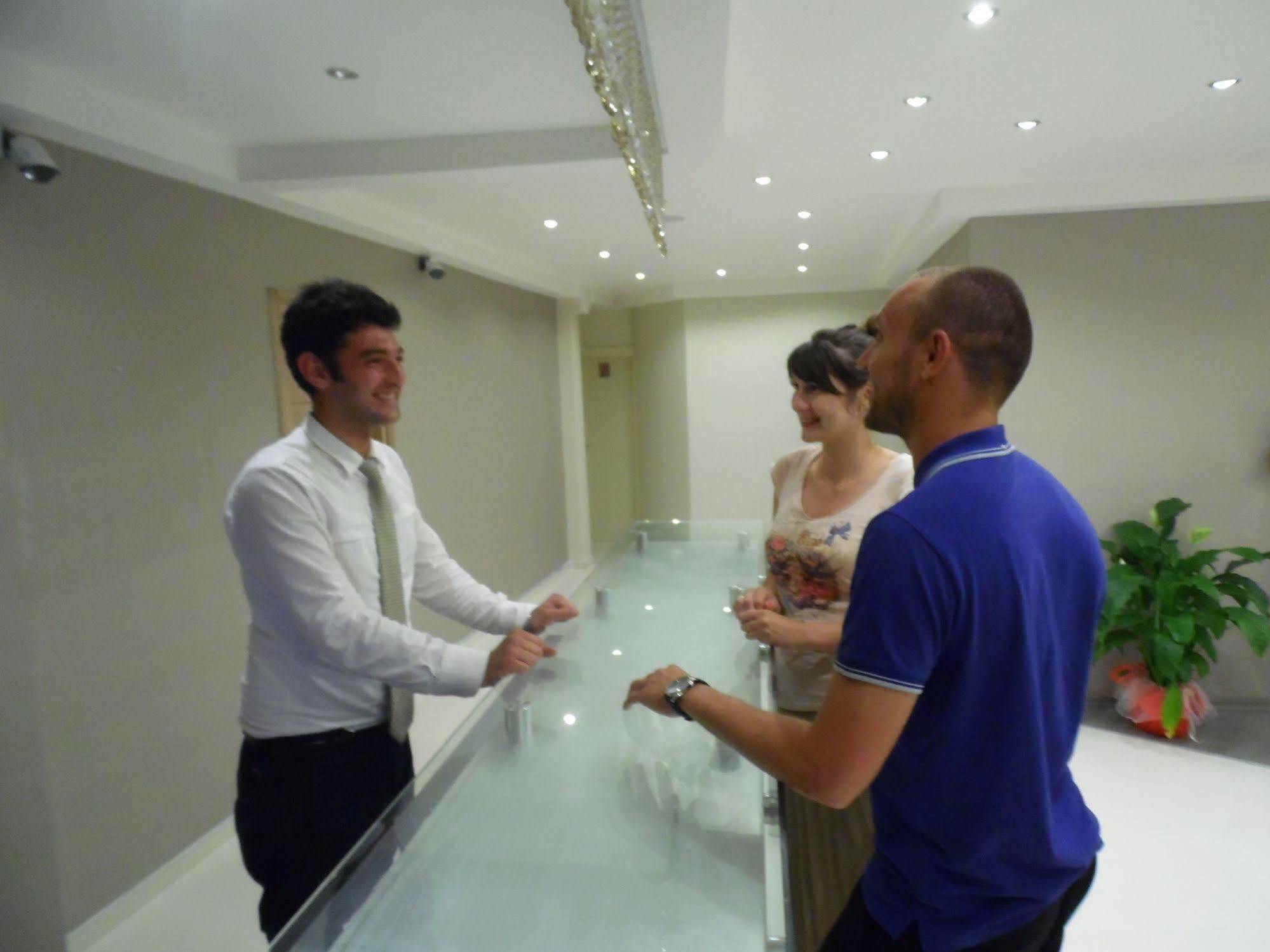 Winecity Hotel Demre Buitenkant foto